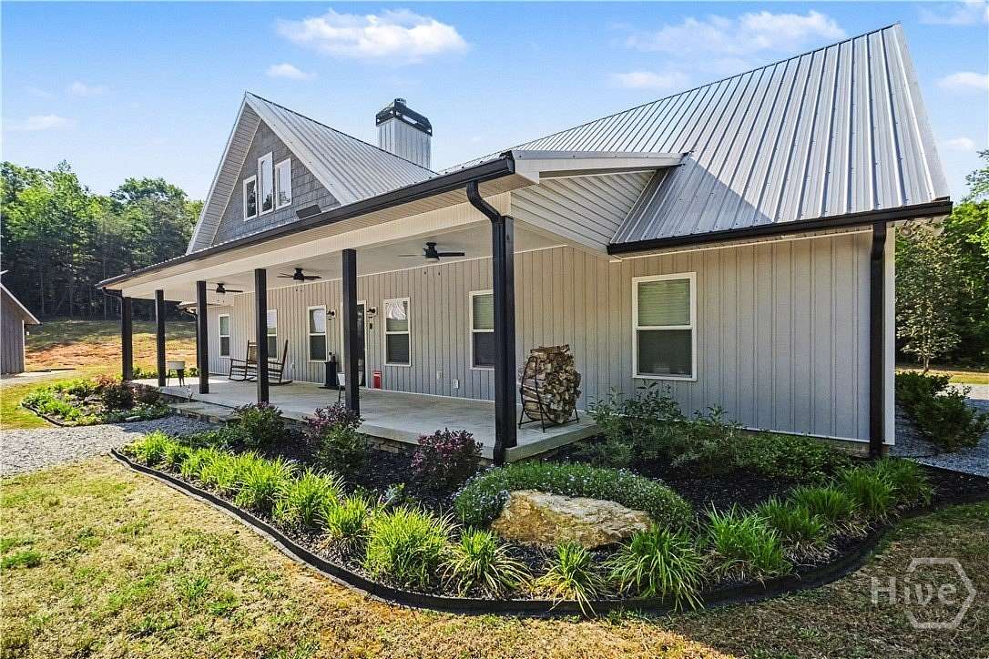 14.3 Acres of Land with Home for Sale in Danielsville, Georgia
