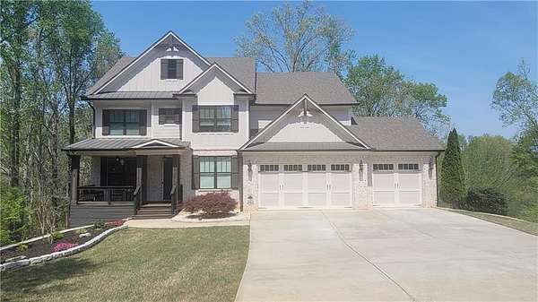 1.55 Acres of Land with Home for Sale in Braselton, Georgia