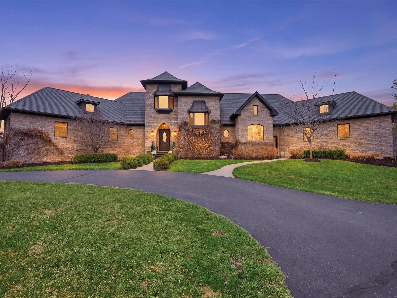 5 Acres of Land with Home for Sale in Ann Arbor, Michigan