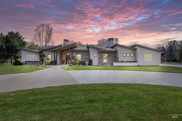 2.21 Acres of Land with Home for Sale in Eagle, Idaho