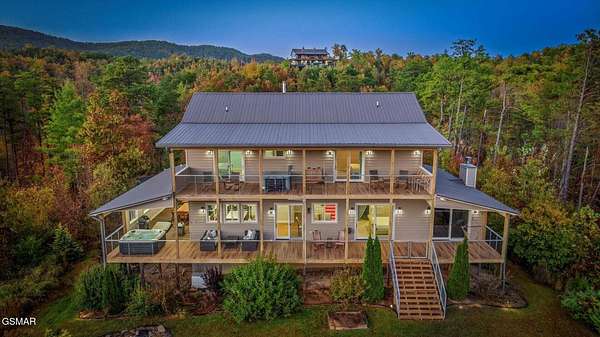 8 Acres of Land with Home for Sale in Gatlinburg, Tennessee