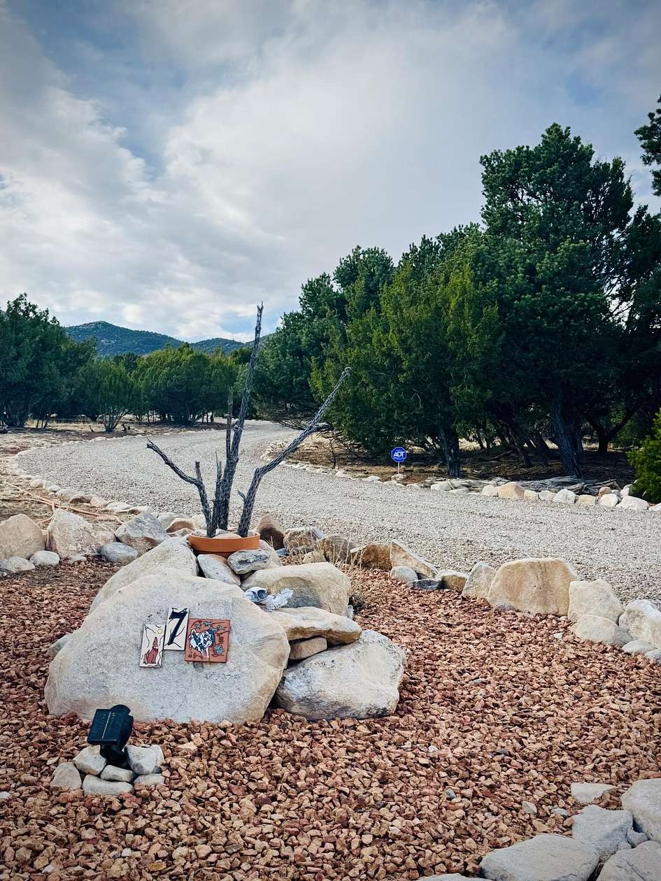 8.49 Acres of Land with Home for Sale in Edgewood, New Mexico