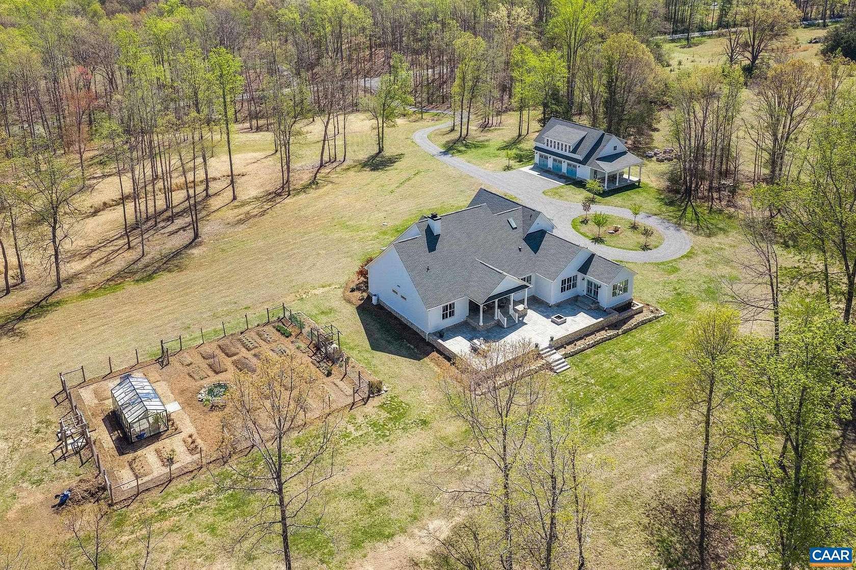 21 Acres of Agricultural Land with Home for Sale in Earlysville, Virginia