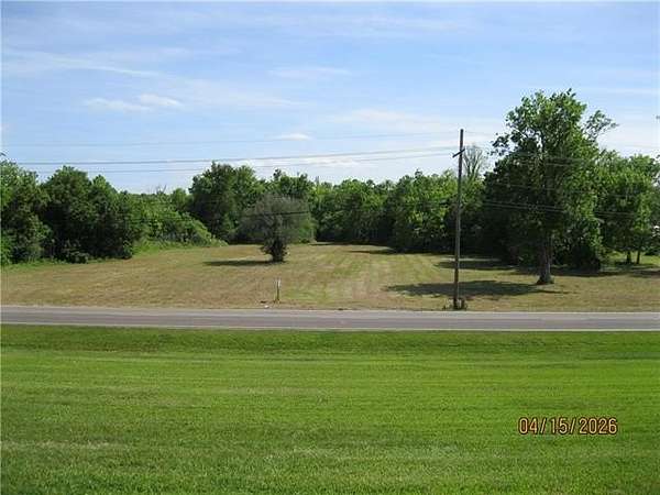 60 Acres of Mixed-Use Land for Sale in Hahnville, Louisiana
