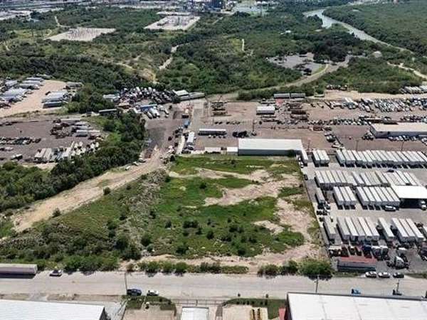 2.63 Acres of Commercial Land for Sale in Laredo, Texas