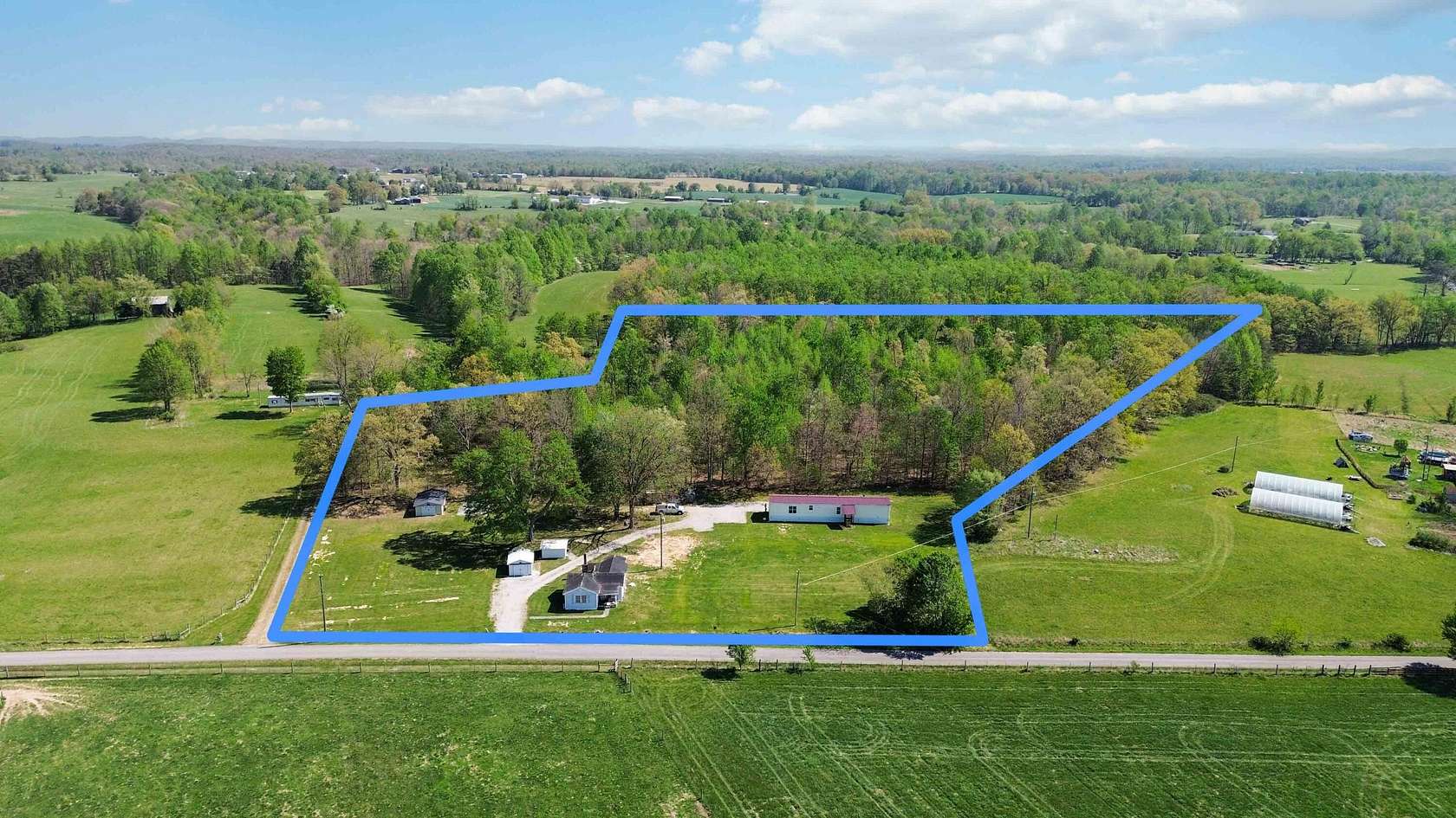 8.69 Acres of Land with Home for Sale in Crab Orchard, Kentucky