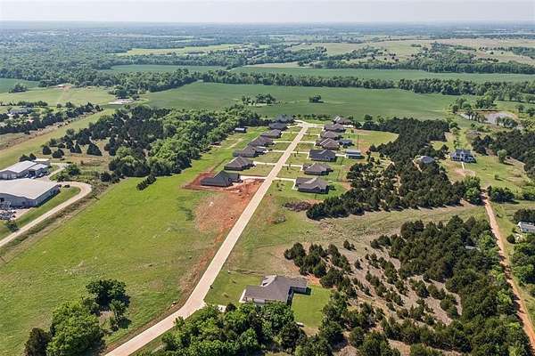 1.22 Acres of Residential Land for Sale in Guthrie, Oklahoma