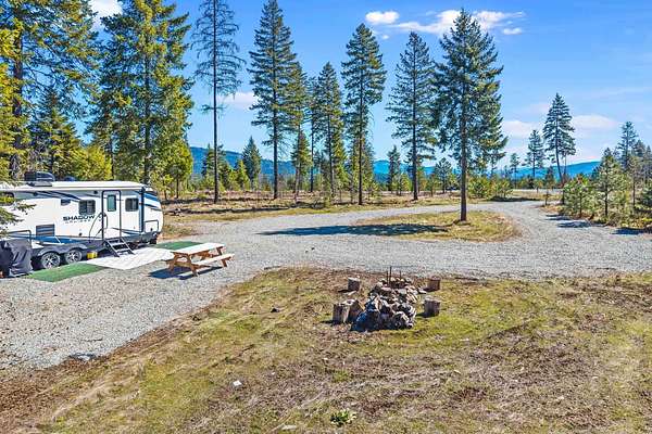 21 Acres of Land for Sale in Newport, Washington