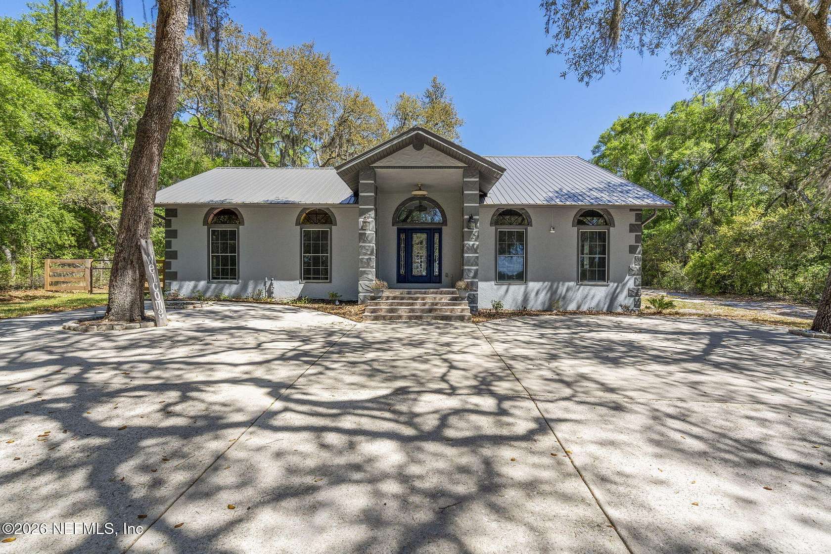 3 Acres of Land with Home for Sale in Hawthorne, Florida