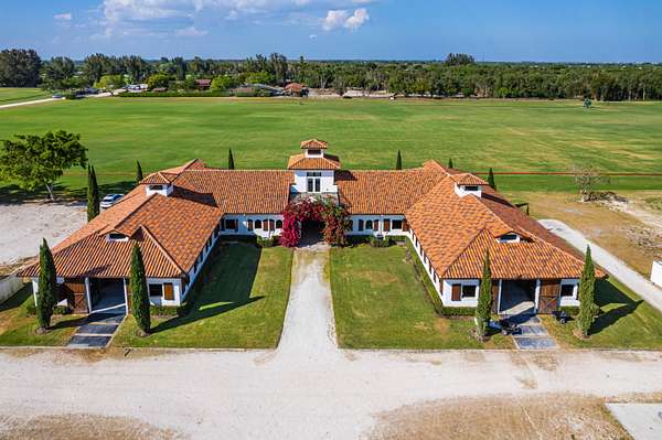 60 Acres of Land with Home for Lease in Wellington, Florida