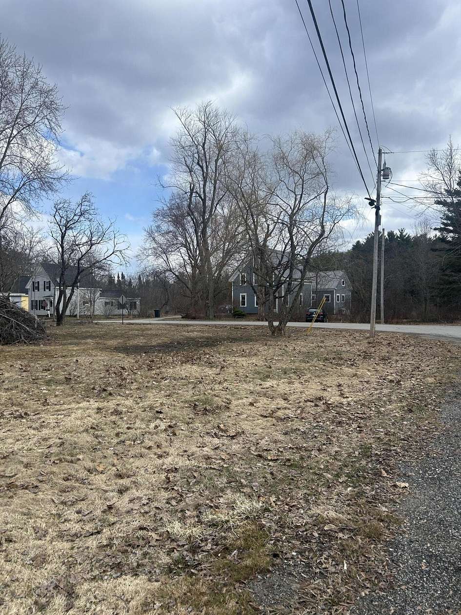 0.3 Acres of Residential Land for Sale in Richmond, Maine