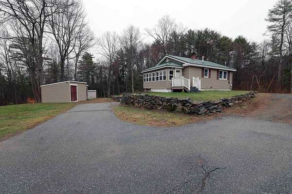 5 Acres of Land with Home for Sale in Pittston, Maine