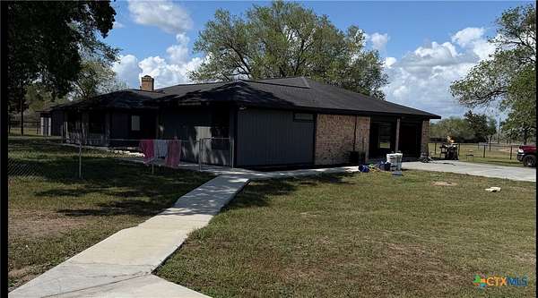 8.47 Acres of Land with Home for Sale in Victoria, Texas