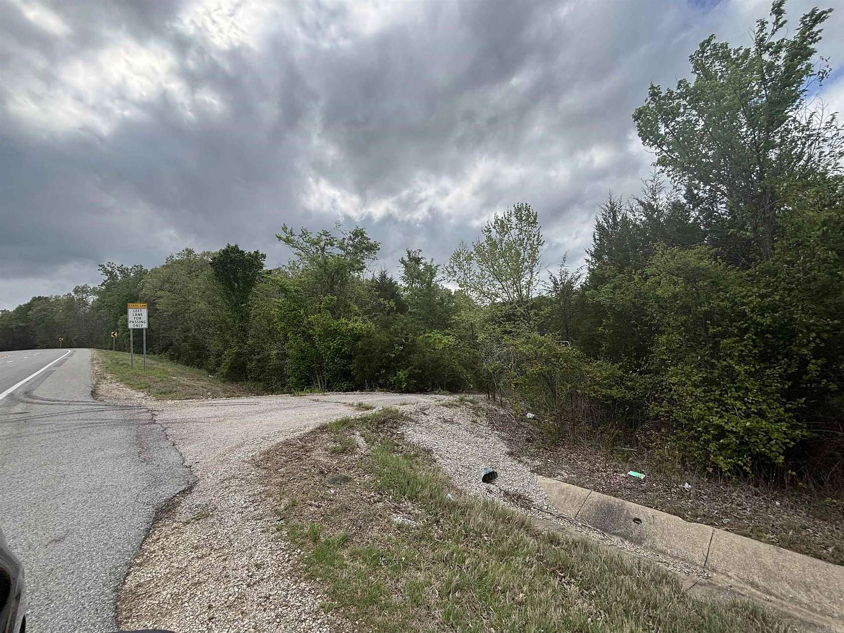 3.46 Acres of Mixed-Use Land for Sale in Ash Flat, Arkansas