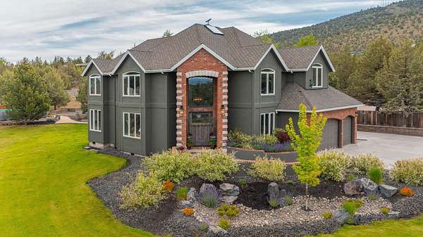 5 Acres of Land with Home for Sale in Powell Butte, Oregon