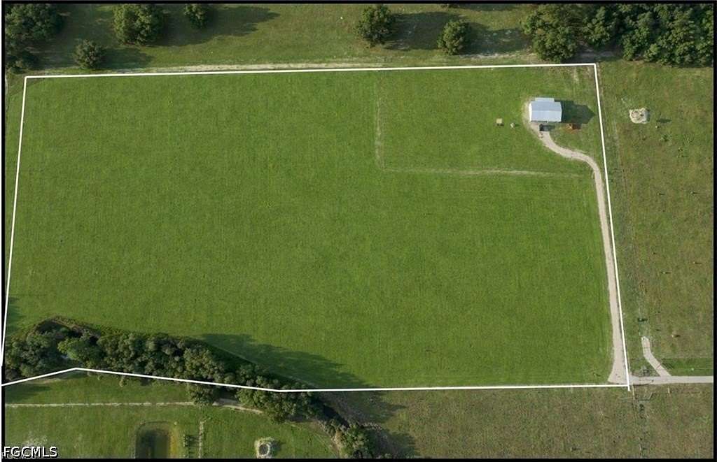 20 Acres of Agricultural & Residential Land for Sale in LaBelle, Florida