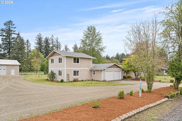 3.33 Acres of Land with Home for Sale in Lebanon, Oregon