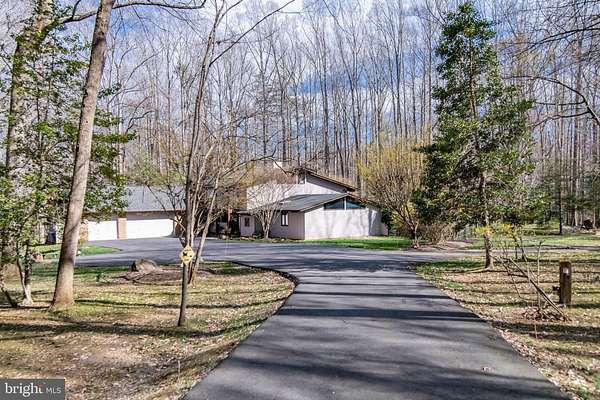 5.38 Acres of Land with Home for Sale in Fairfax Station, Virginia