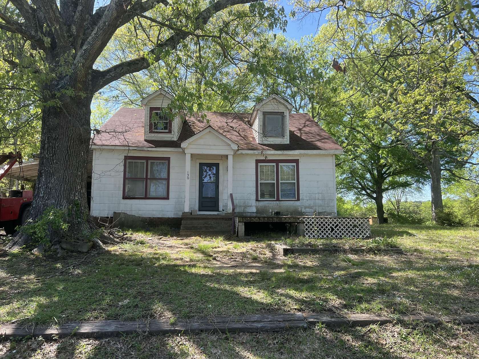 3.2 Acres of Land with Home for Sale in Tupelo, Mississippi