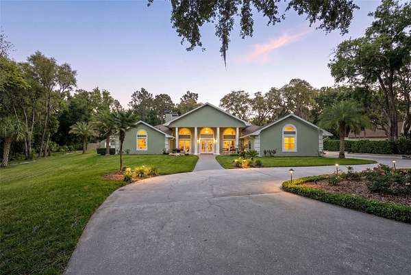 1.85 Acres of Land with Home for Sale in Longwood, Florida