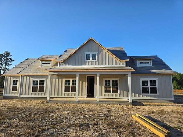 2.67 Acres of Land with Home for Sale in Nashville, Georgia