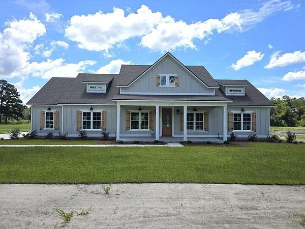 2.67 Acres of Land with Home for Sale in Nashville, Georgia