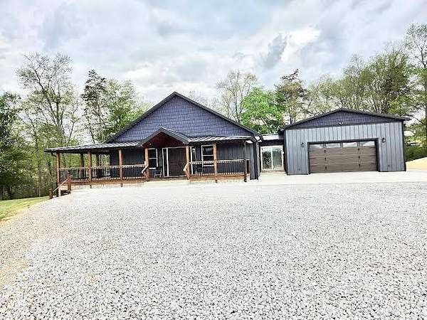 17 Acres of Land with Home for Sale in Wellston, Ohio