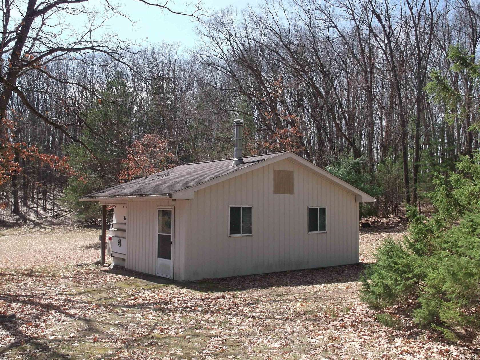 20 Acres of Recreational Land for Sale in Harrison, Michigan