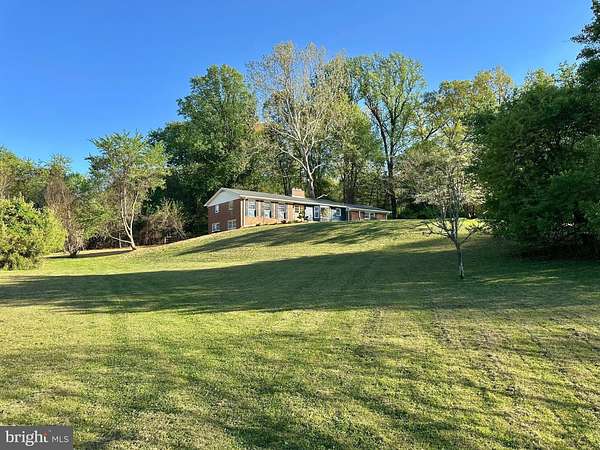 2 Acres of Land with Home for Sale in Ashton, Maryland