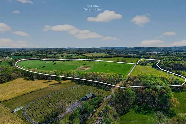 112 Acres of Agricultural & Residential Land for Sale in Cookeville, Tennessee