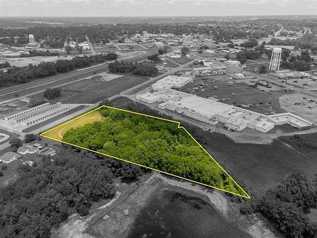 2.25 Acres of Residential Land for Sale in Sheffield, Alabama