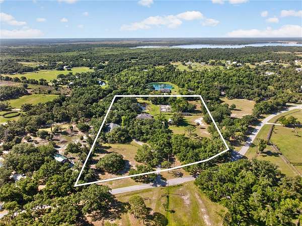9.59 Acres of Land with Home for Sale in Sarasota, Florida