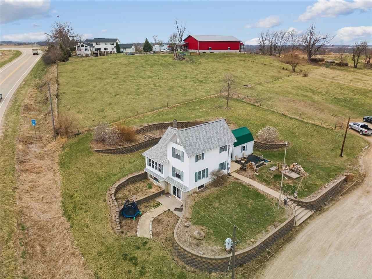 5 Acres of Land with Home for Sale in Springville, Iowa