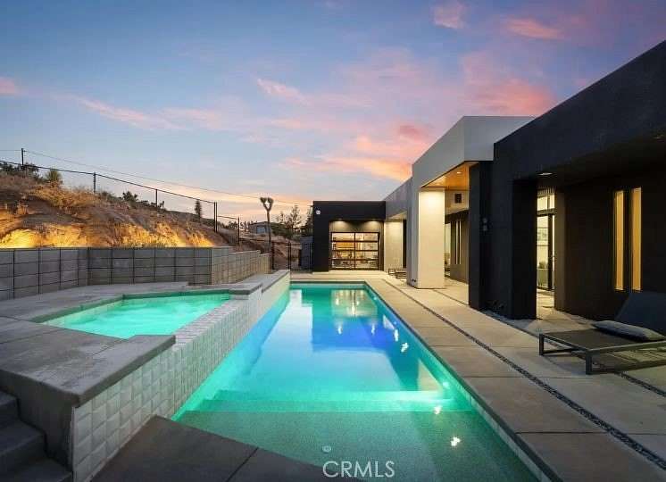 21 Acres of Recreational Land with Home for Sale in Yucca Valley, California