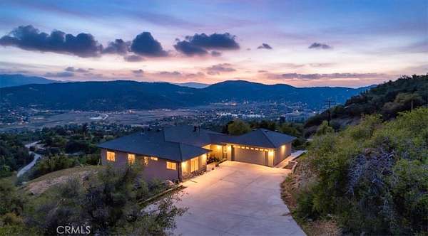 12.5 Acres of Land with Home for Sale in Tehachapi, California