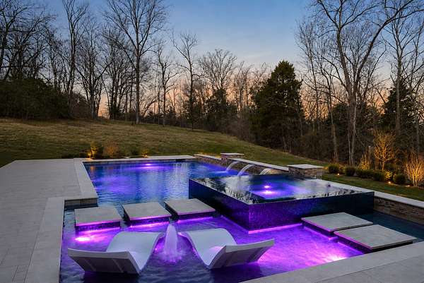 1.64 Acres of Land with Home for Sale in Nashville, Tennessee