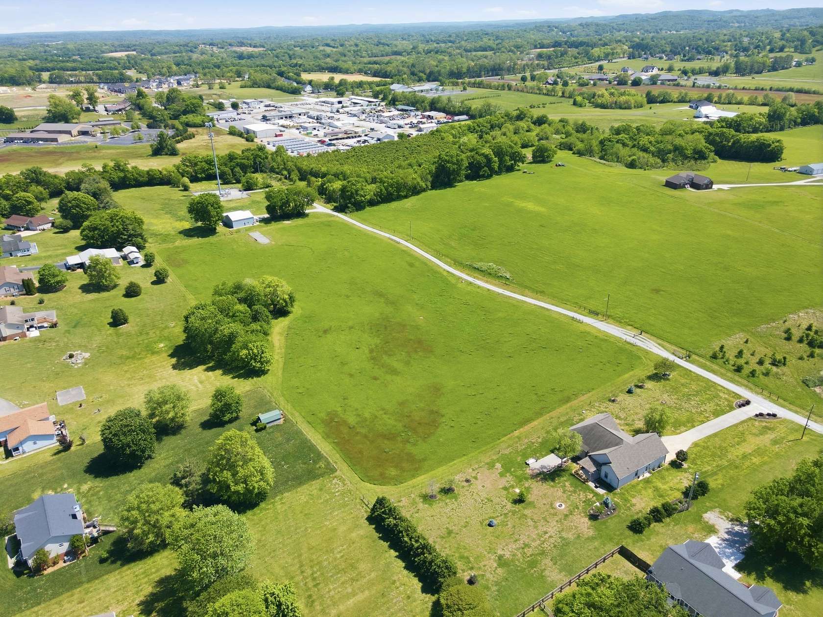 9.7 Acres of Land for Sale in Columbia, Tennessee