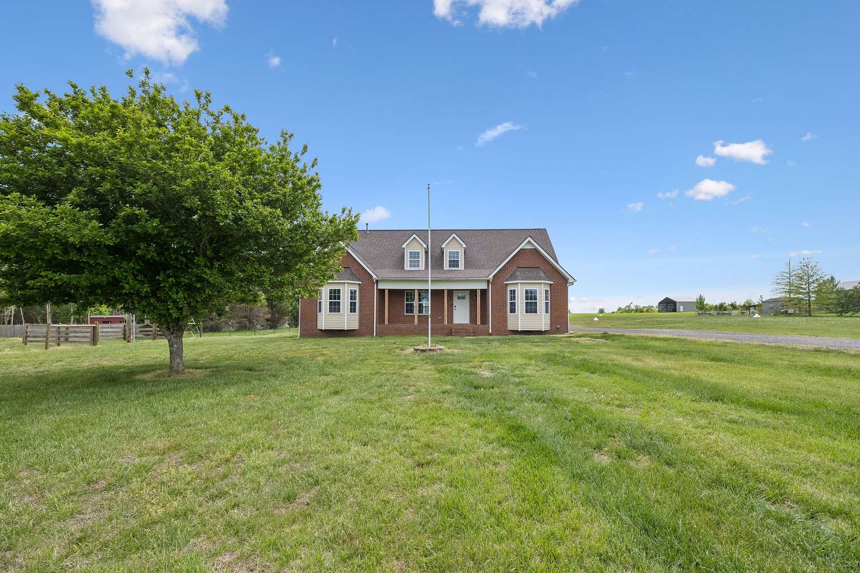 5 Acres of Land with Home for Sale in Chapel Hill, Tennessee