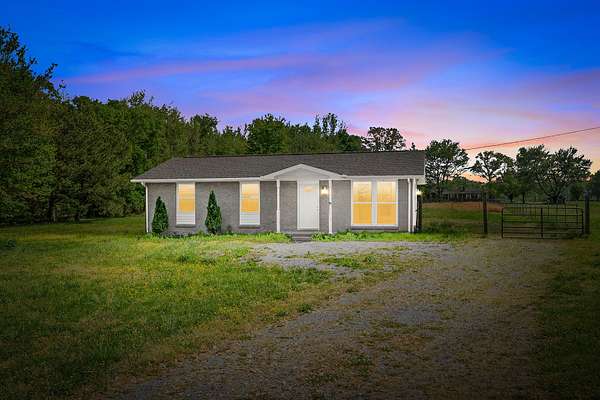 2.5 Acres of Land with Home for Sale in Clarksville, Tennessee