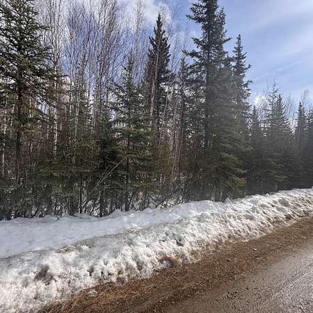 0.92 Acres of Residential Land for Sale in Fairbanks, Alaska