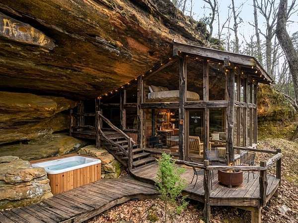 8.8 Acres of Residential Land for Sale in Ravenna, Kentucky