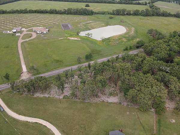 2.76 Acres of Residential Land for Sale in Paris, Texas