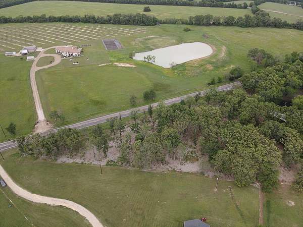 2.76 Acres of Residential Land for Sale in Paris, Texas