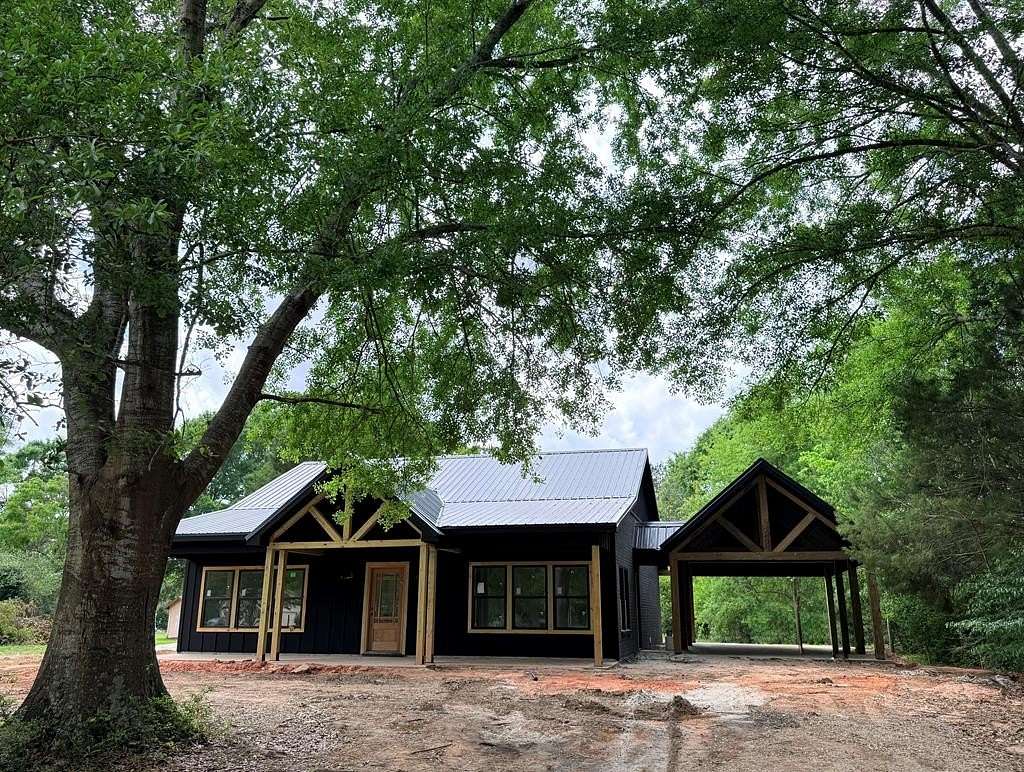 1.66 Acres of Land with Home for Sale in Picayune, Mississippi