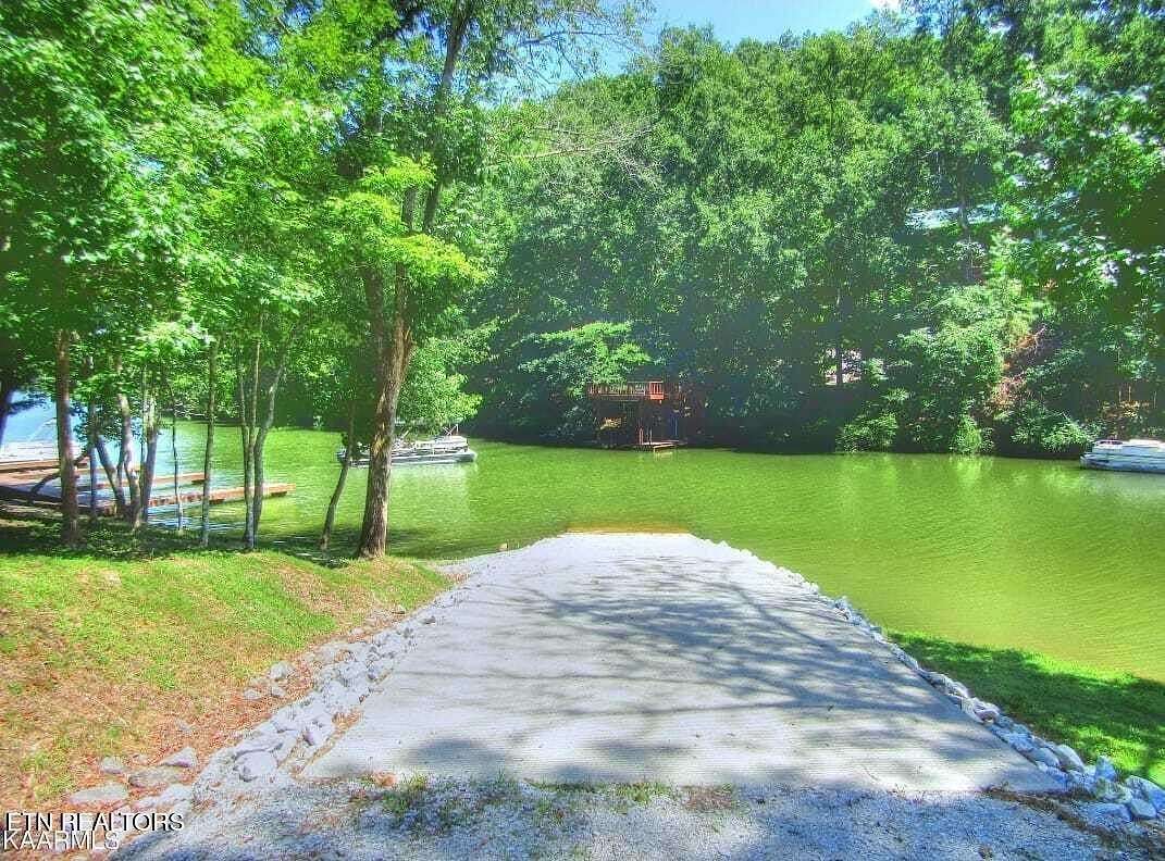 0.98 Acres of Land for Sale in Rockwood, Tennessee