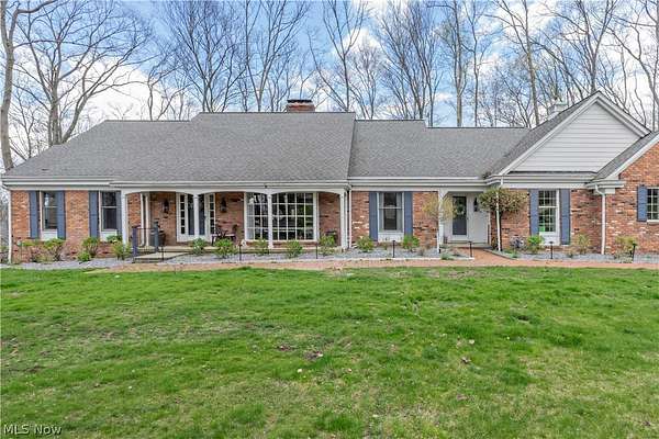 1.8 Acres of Land with Home for Sale in Moreland Hills, Ohio