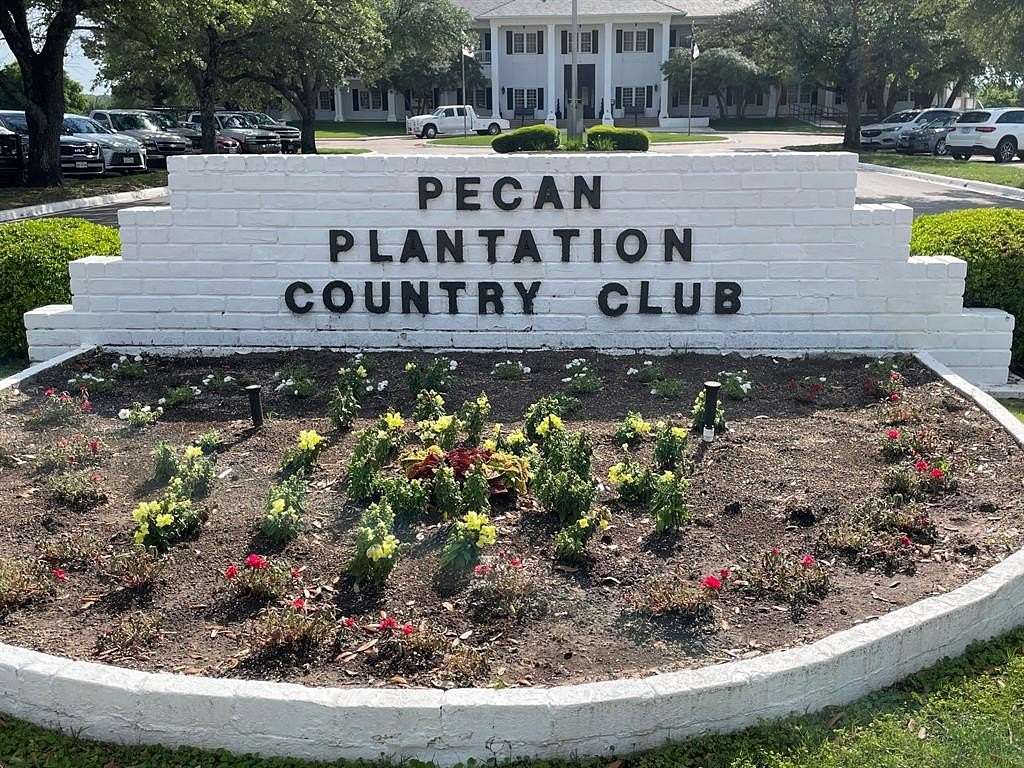 0.52 Acres of Residential Land for Sale in Granbury, Texas