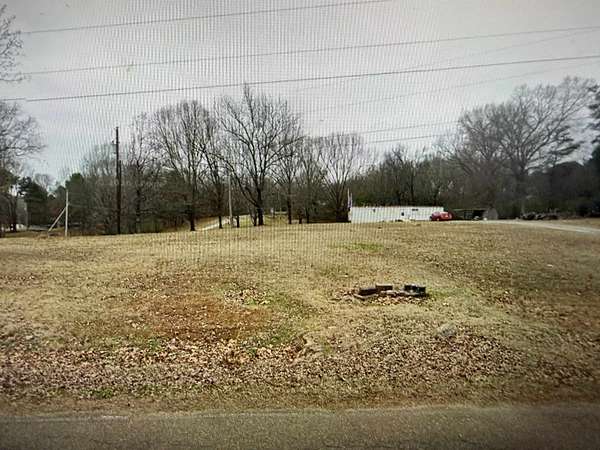 2 Acres of Residential Land for Sale in Hickory Withe, Tennessee