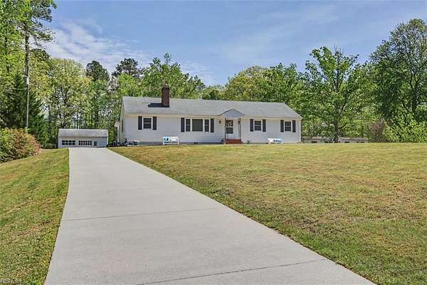 2.2 Acres of Land with Home for Sale in Lanexa, Virginia