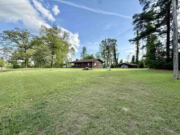 2.5 Acres of Land with Home for Sale in Camden, Arkansas